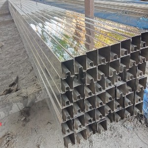 Stainless_Steel_Slotted_Square_Pipe_15x15